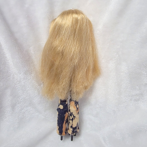 Bratz Wild Wild West Fianna Doll - 1st Edition, 2005 - Picture 10 of 15